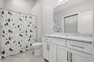 14 Blueberry Hill Ln, Melrose, MA 02176 - Photo 17