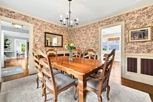 6 Geneva Rd, Melrose, MA 02176 - Photo 9