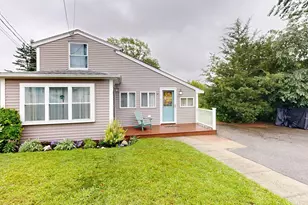 42 Clancy St, Swansea, MA 02777 - Photo 1