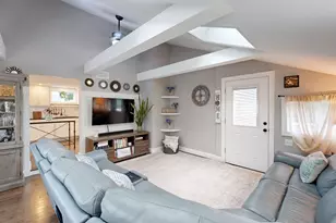 42 Clancy St, Swansea, MA 02777 - Photo 17