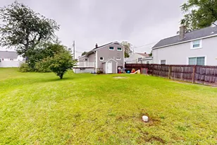 42 Clancy St, Swansea, MA 02777 - Photo 7