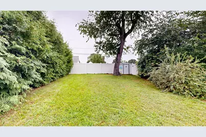 42 Clancy St, Swansea, MA 02777 - Photo 11