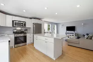 15 Commercial St, Yarmouth, MA 02664 - Photo 7