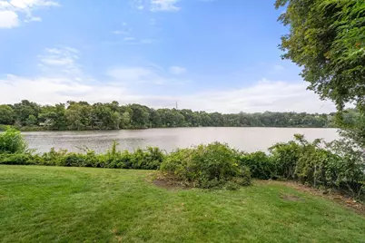 60 Lake St #E, Winchester, MA 01890 - Photo 15