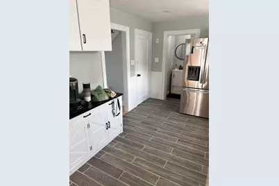 51 Emerson, Peabody, MA 01960 - Photo 5
