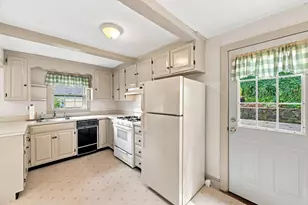 4 Littles Point Ln, Swampscott, MA 01907 - Photo 11