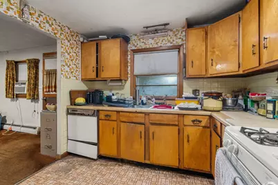 10 Everett St, Maynard, MA 01754 - Photo 9