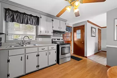 210 Stafford Street, Worcester, MA 01603 - Photo 11