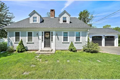 139 Washington Street, East Bridgewater, MA 02333 - Photo 1
