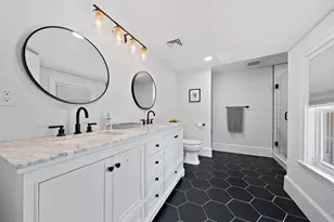 139 Washington St, East Bridgewater, MA 02333 - Photo 19