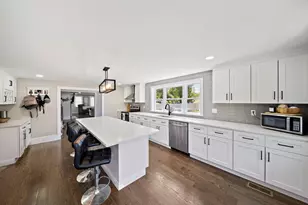 139 Washington St, East Bridgewater, MA 02333 - Photo 3