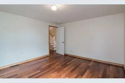 92 South St, Chesterfield, MA 01012 - Photo 15
