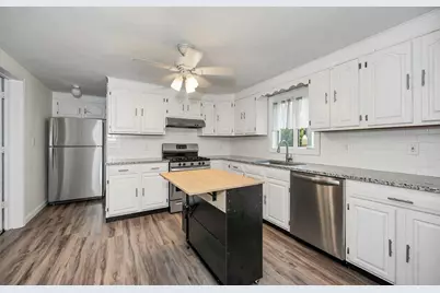 22 Victoria St, Somerville, MA 02144 - Photo 11
