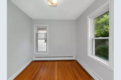 22 Victoria St, Somerville, MA 02144 - Photo 17