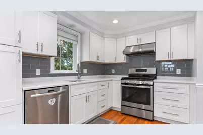 111 Marivista Ave, Waltham, MA 02451 - Photo 7