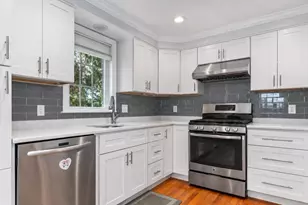 111 Marivista Ave, Waltham, MA 02451 - Photo 7