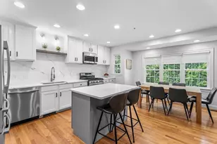 16 Country Candle Ln, Northborough, MA 01532 - Photo 5