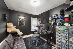 35 Pleasant St, Pittsfield, MA 01201 - Photo 13