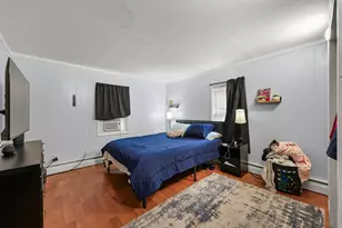 35 Pleasant St, Pittsfield, MA 01201 - Photo 11