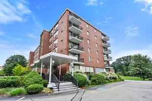 20 Hammond Pond Pkwy, Newton, MA 02467 - Photo 21