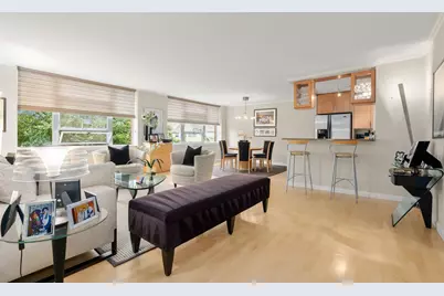 20 Hammond Pond Pkwy #504, Newton, MA 02467 - Photo 3