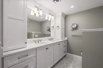 197 8th St #307, Boston, MA 02129 - Photo 19