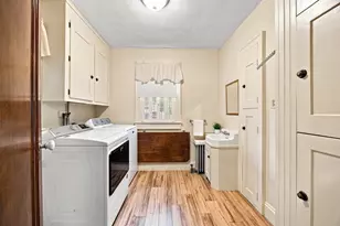 45 Ohio Ave, West Springfield, MA 01089 - Photo 17