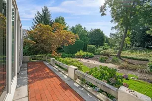 37 Phillips Beach Ave, Swampscott, MA 01907 - Photo 33