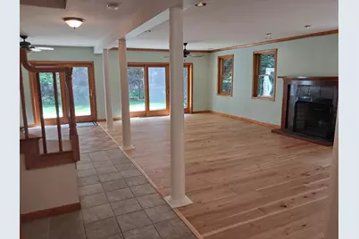 55 Howard St, Lunenburg, MA 01462 - Photo 7
