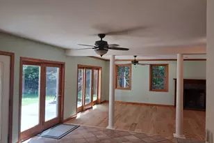 55 Howard St, Lunenburg, MA 01462 - Photo 9