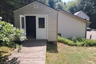 55 Howard St, Lunenburg, MA 01462 - Photo 37