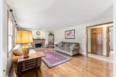 89 Zachary Ln, Agawam, MA 01001 - Photo 9