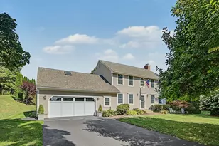 56 North St, Hatfield, MA 01038 - Photo 1