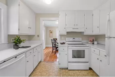 24 Thorndike Street, Reading, MA 01867 - Photo 13