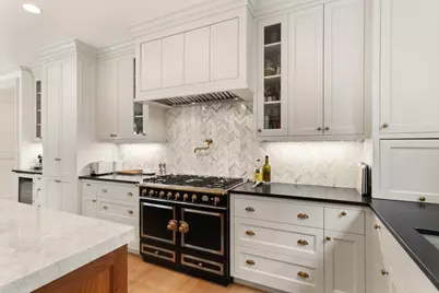 4 Eliot Rd, Lexington, MA 02421 - Photo 3