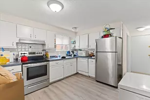 10 Royal Dane Dr, Marshfield, MA 02050 - Photo 3