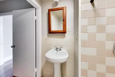 9 Irving, Everett, MA 02149 - Photo 27