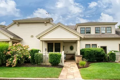 599 Washington St #9, Pembroke, MA 02359 - Photo 1