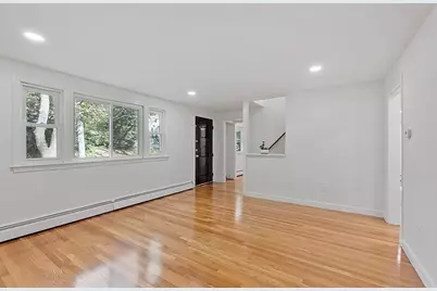 7 Sunnyside Ave, Wellesley, MA 02482 - Photo 5