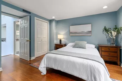 60 E Glen Road #303, Brookline, MA 02445 - Photo 9