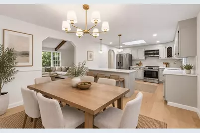 32 Thicket St, Abington, MA 02351 - Photo 3