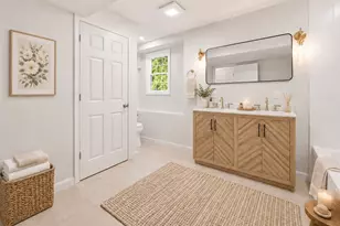 32 Thicket St, Abington, MA 02351 - Photo 15
