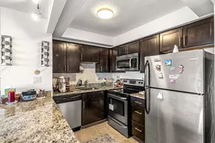 1025 Hancock St, Quincy, MA 02169 - Photo 25