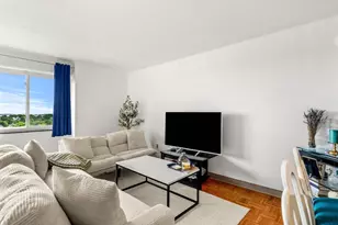 1025 Hancock St, Quincy, MA 02169 - Photo 9