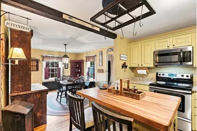 138 Purchase St, Milford, MA 01757 - Photo 9