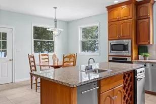 267 Barnes Rd, Oak Bluffs, MA 02557 - Photo 15
