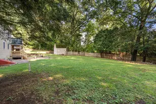 26 Joyce Ln, Bellingham, MA 02019 - Photo 33