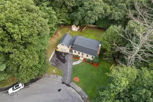 26 Joyce Ln, Bellingham, MA 02019 - Photo 5