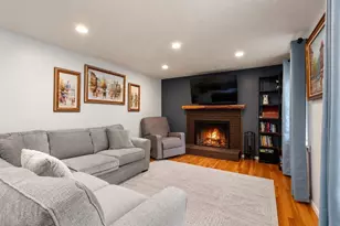 26 Joyce Ln, Bellingham, MA 02019 - Photo 7