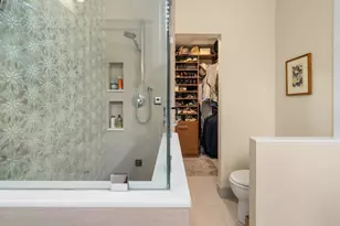 1081 Beacon, Brookline, MA 02446 - Photo 13